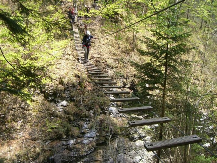 postalmklamm-klettersteig-einstieg-seilbruecke