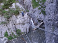 Seilbrücke zu beginn