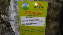 Ferrata Ovest Ultimo Sole cartello.jpg