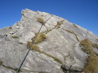 hindelanger-klettersteig - das Drahtseil geht immer weiter und weiter - das macht den Hindelanger Klettersteig aus - fast unendliches Ferrata Vergnügen