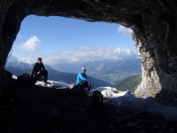 Ausblick aus dem Eingang der Gauerblickhöhle