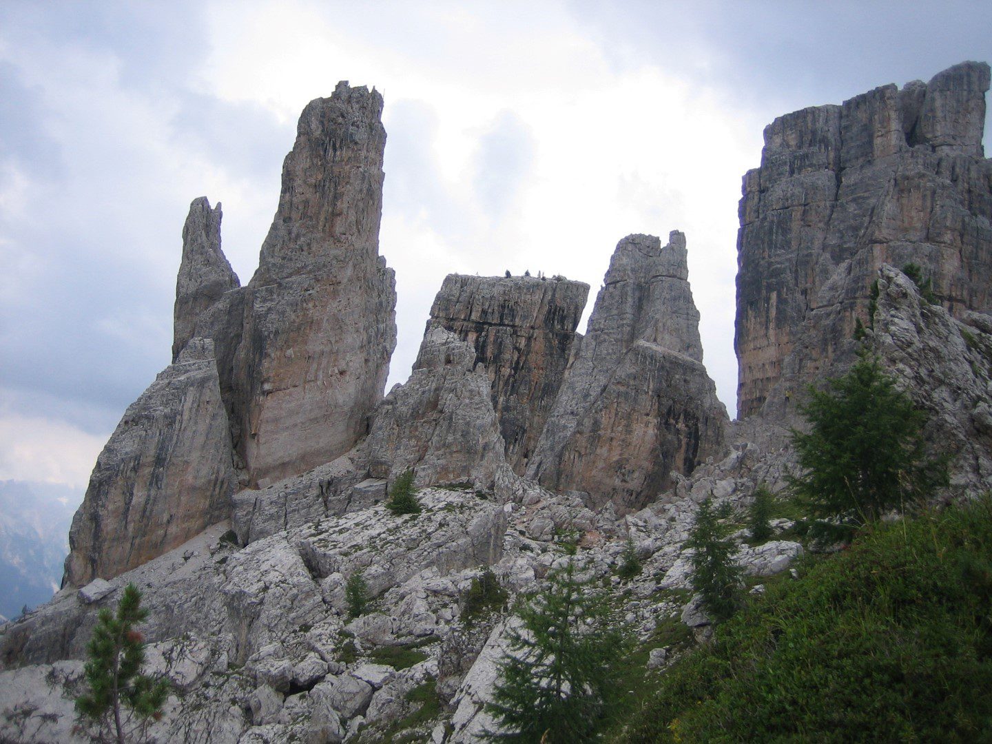 cinque torre dolomiten cortina