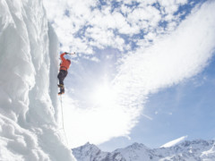 Eisklettern Ötztal - Bild: © Ötztal Tourismus / Photograph: Elias Holzknecht